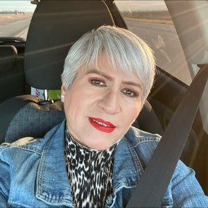 Meet your Posher, Blanca